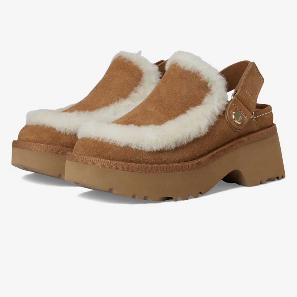 NIB UGG Women's Esmee Clog In Chestnut